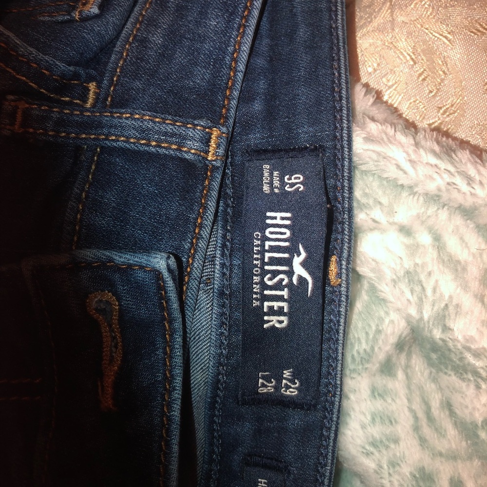Ripped jeans